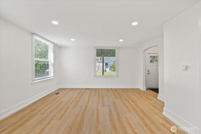 864 S 48th Street , Tacoma, WA 98408 - Photo 7