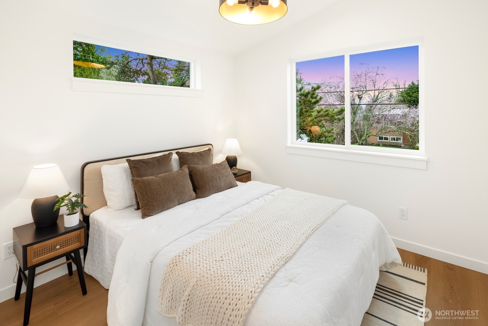 8841 Earl Avenue NW, Seattle, WA 98117