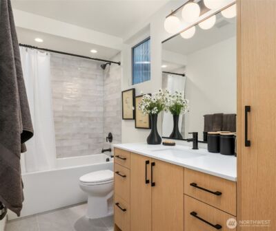 1457 22nd Avenue #A, Seattle, WA 98122 - Photo 3