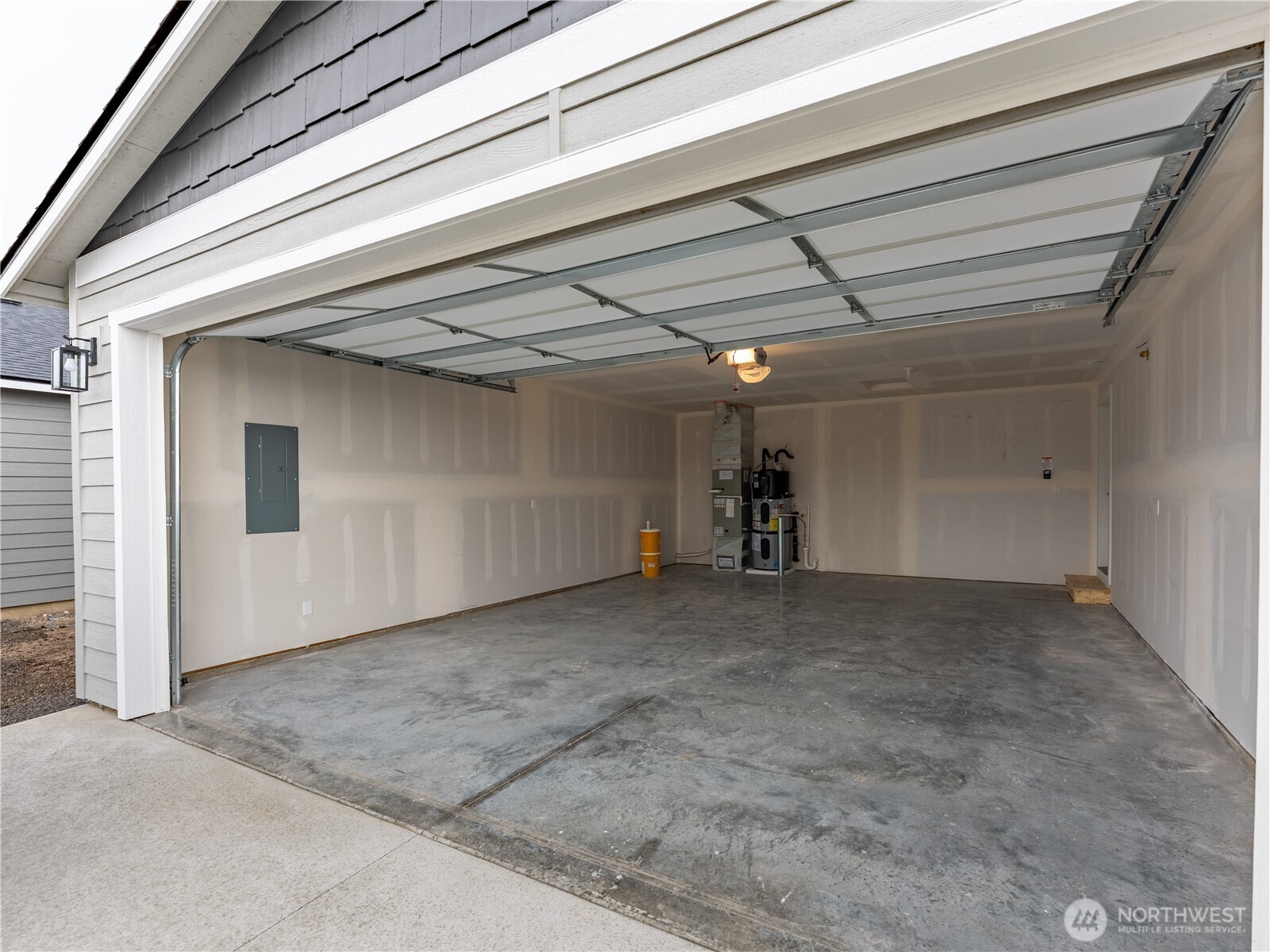 2418 2nd Street SE, East Wenatchee, WA 98802