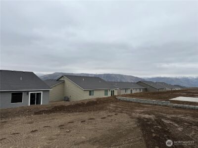 2418 2nd Street SE, East Wenatchee, WA 98802 - Photo 31