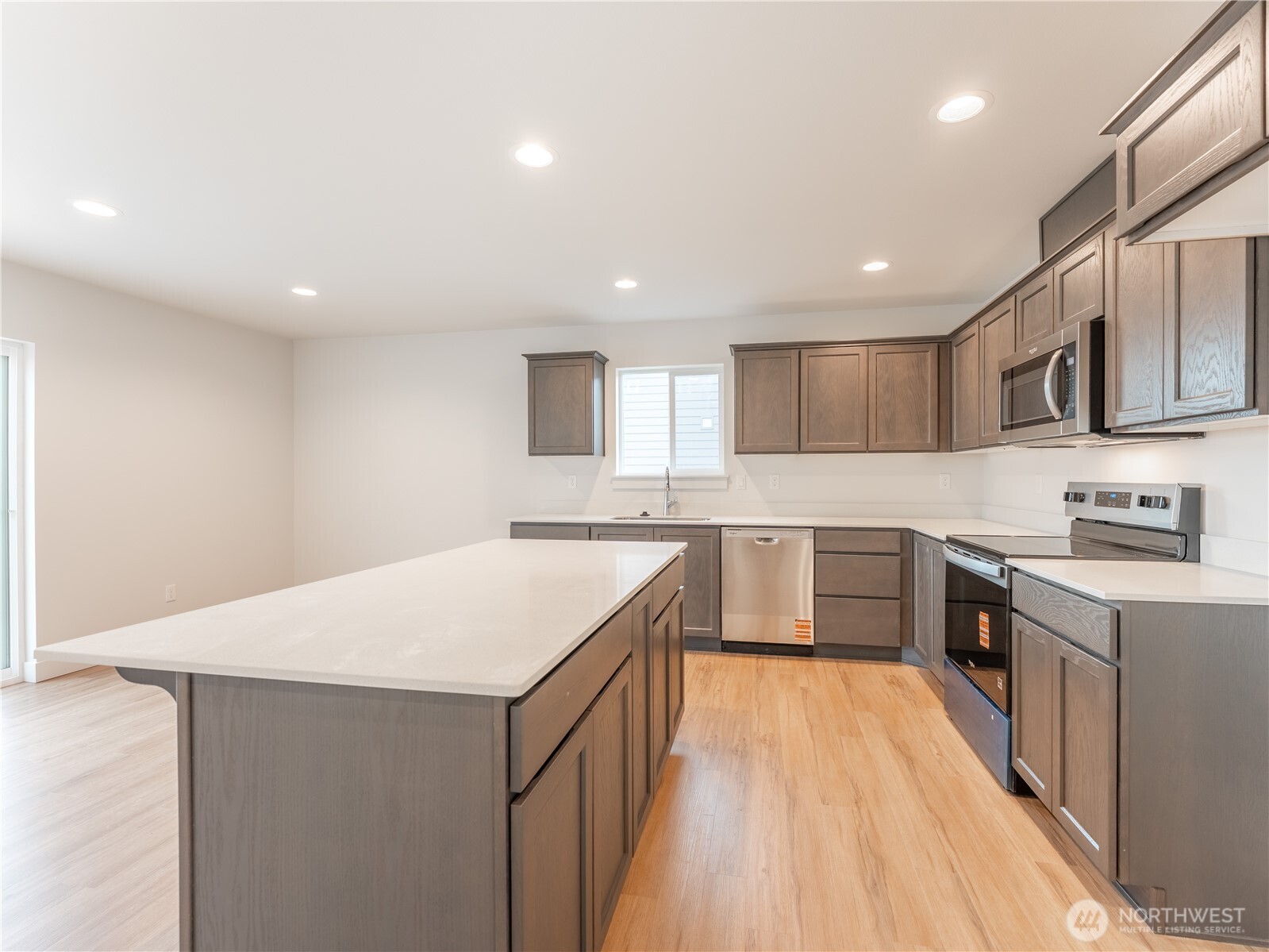 2418 2nd Street SE, East Wenatchee, WA 98802