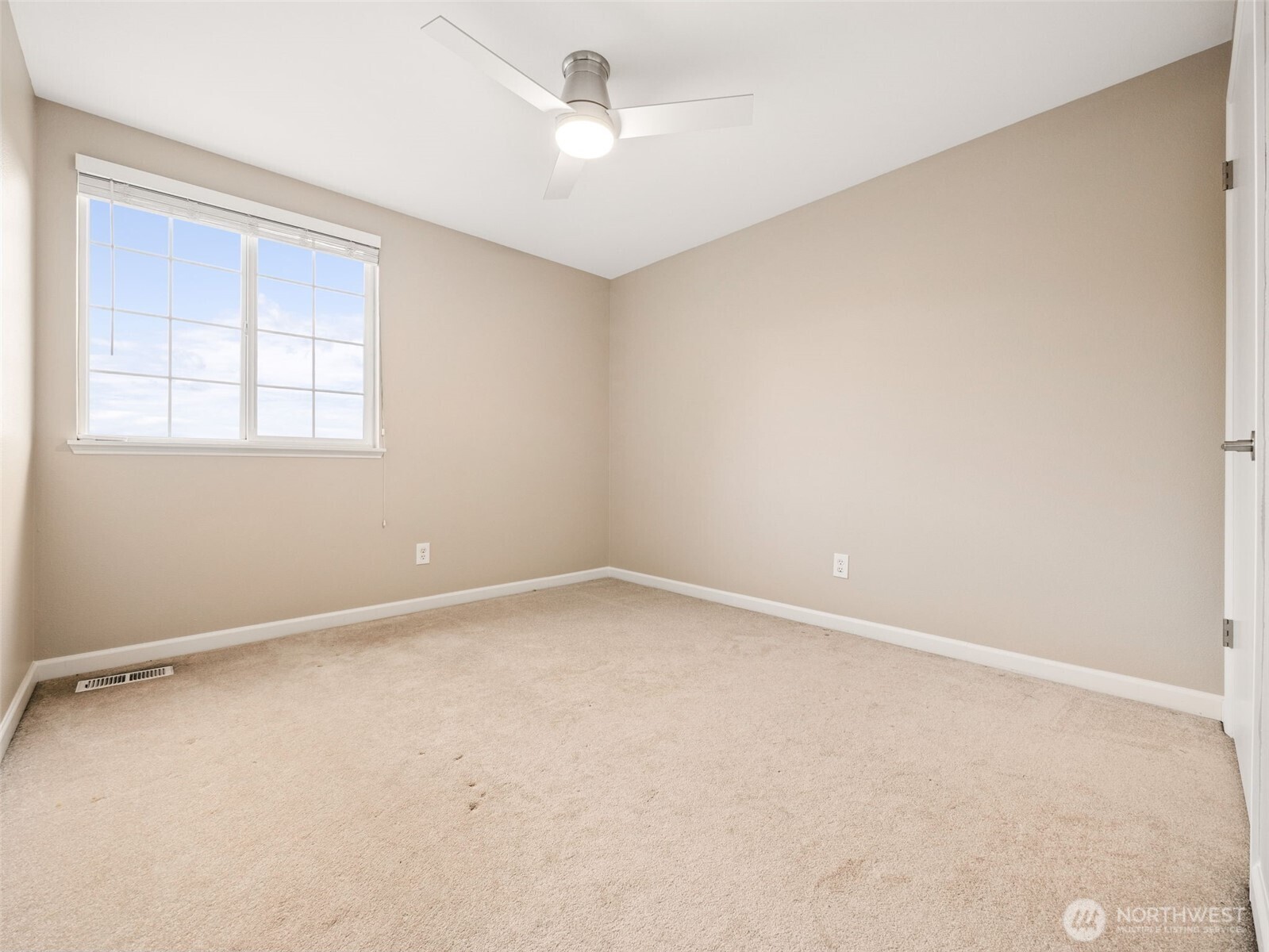 20132 SE 258th Place , Covington, WA 98042