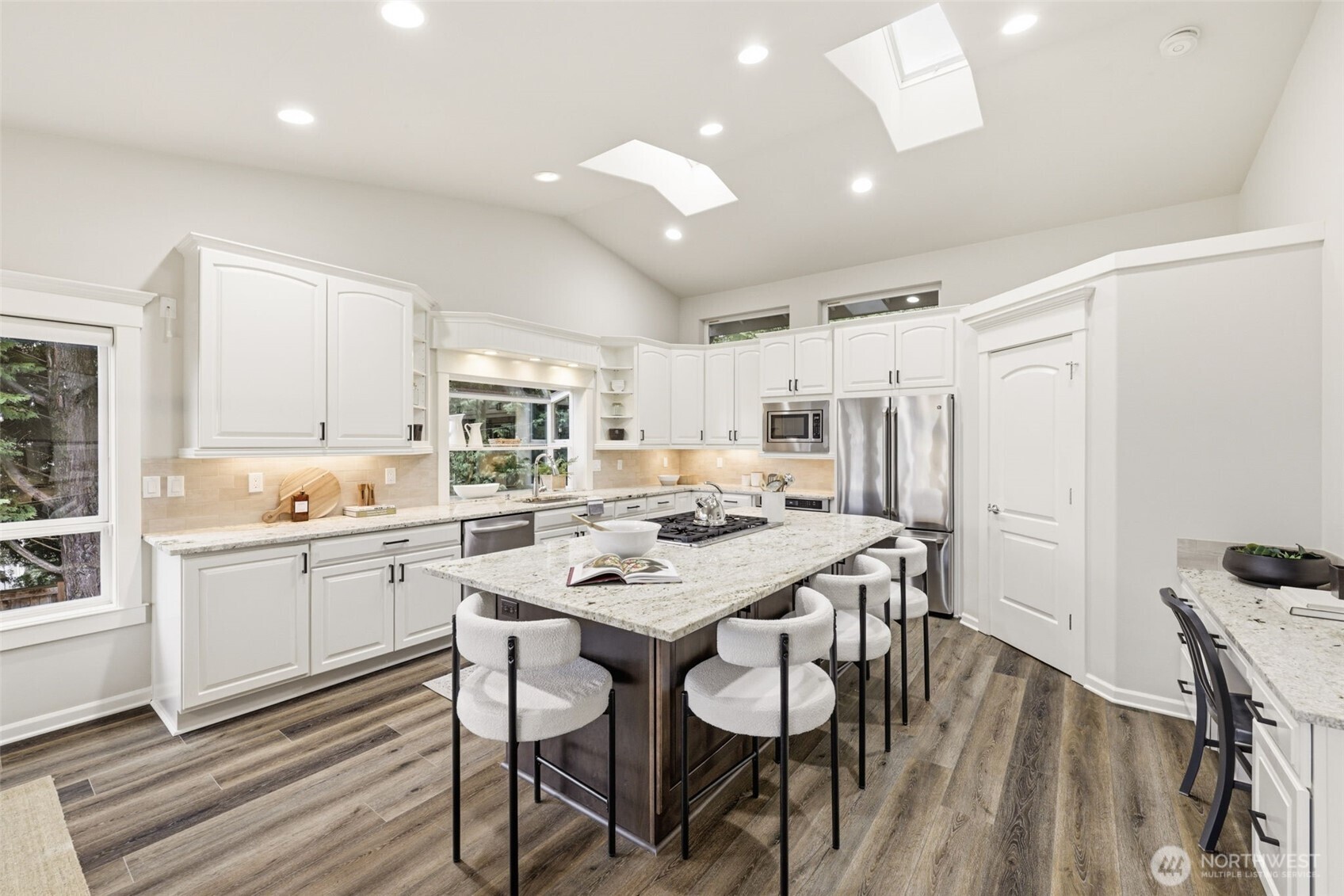 402 S Slater Street , Kirkland, WA 98033