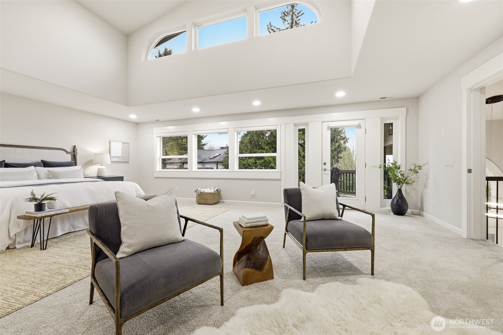 402 S Slater Street , Kirkland, WA 98033