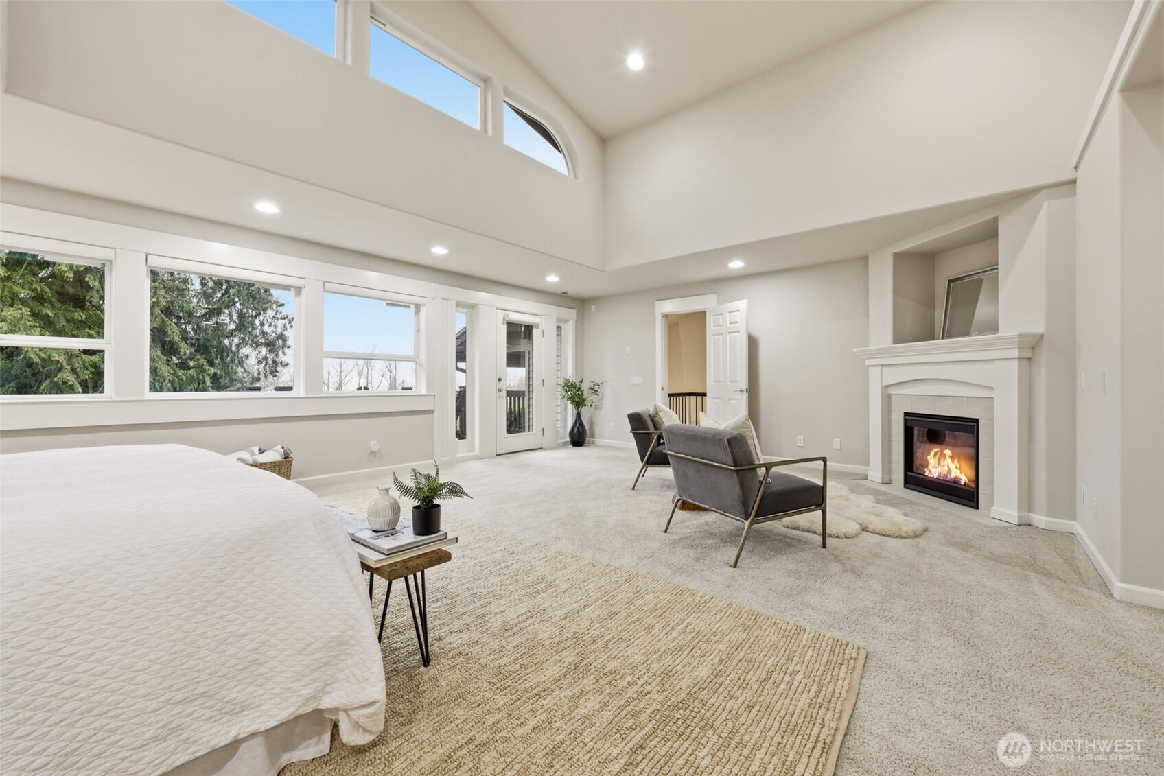 402 S Slater Street , Kirkland, WA 98033