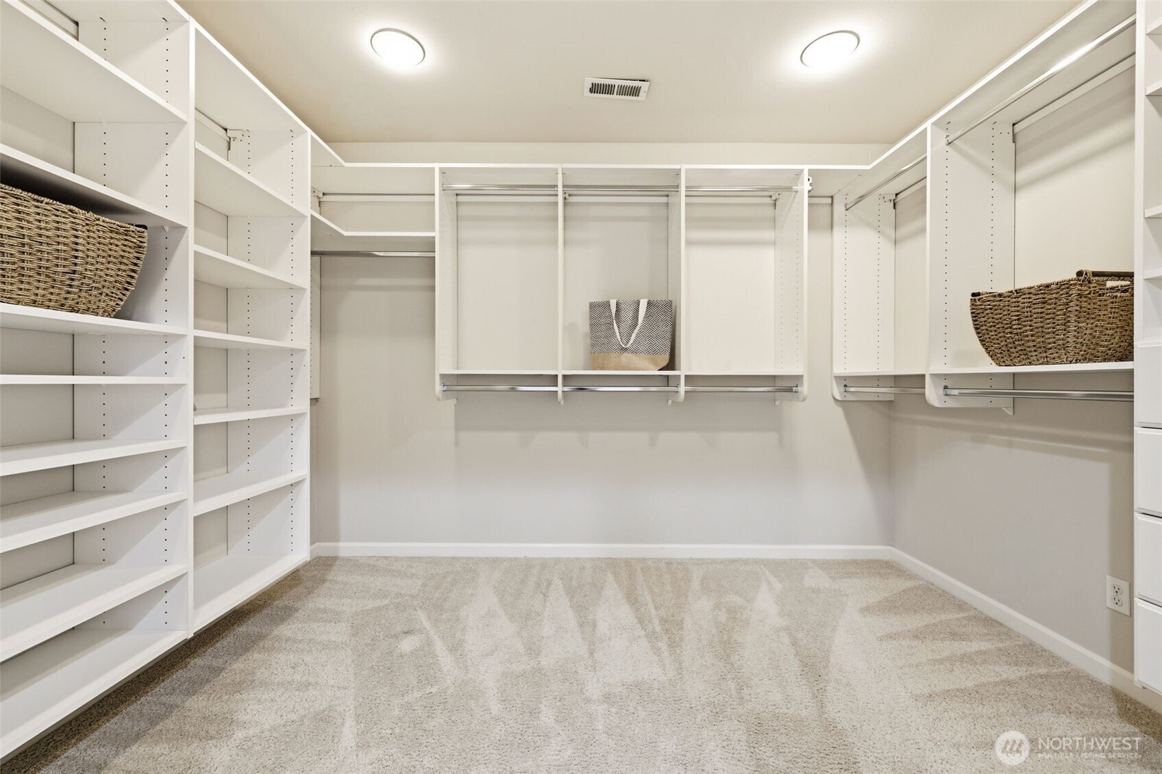 402 S Slater Street , Kirkland, WA 98033