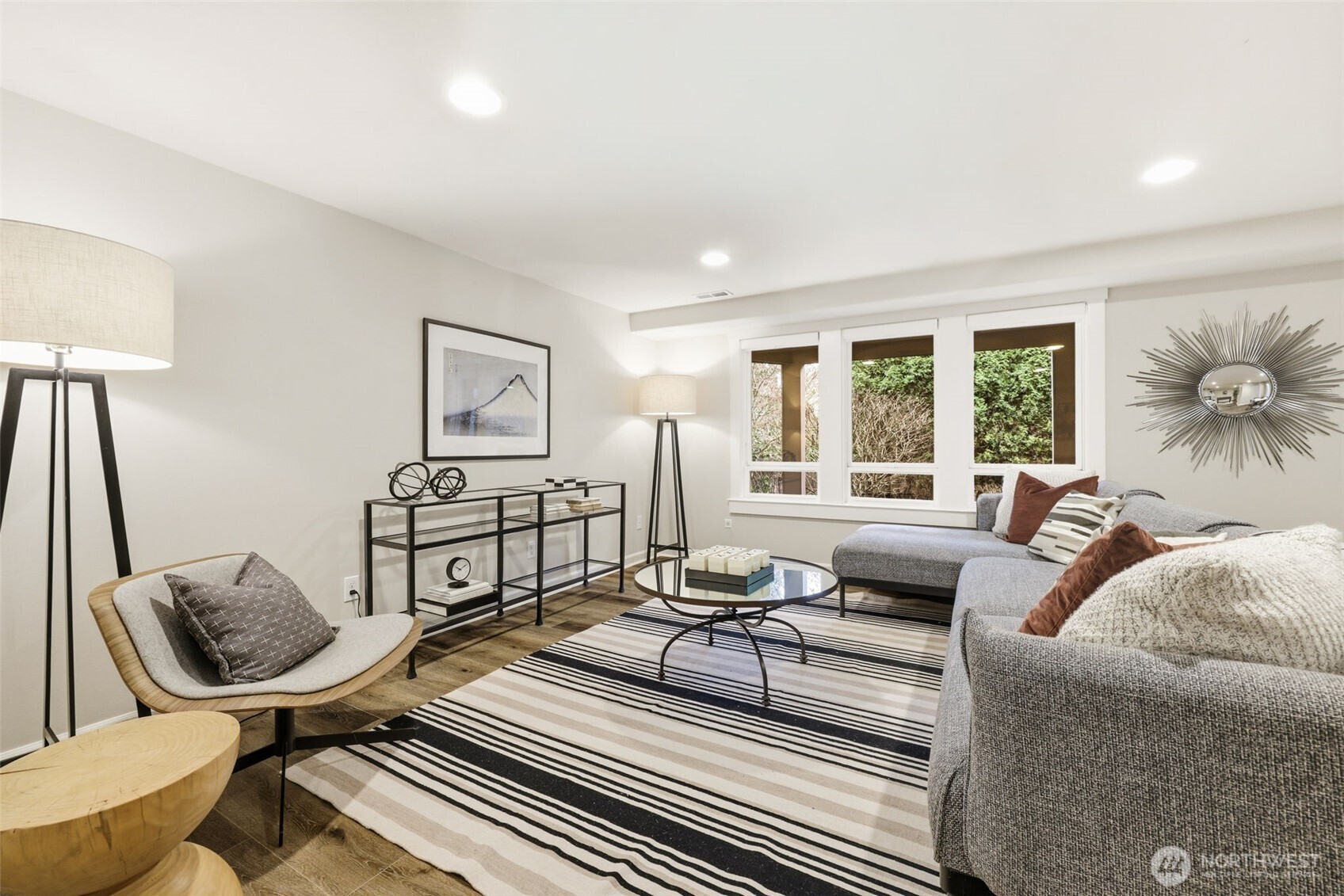 402 S Slater Street , Kirkland, WA 98033