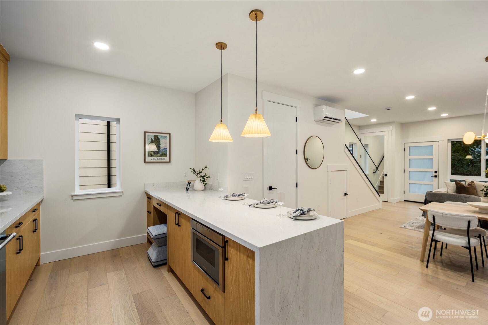 13009 NE 104th Place , Kirkland, WA 98033