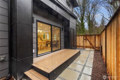 13009 NE 104th Place , Kirkland, WA 98033 - Photo 28