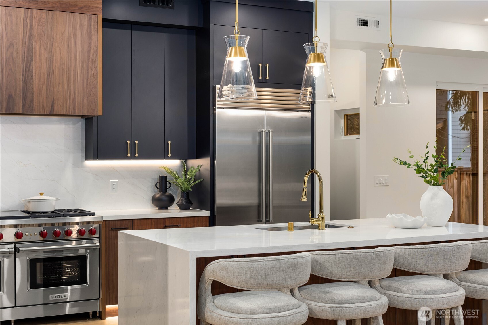 10416 130th Avenue NE, Kirkland, WA 98033