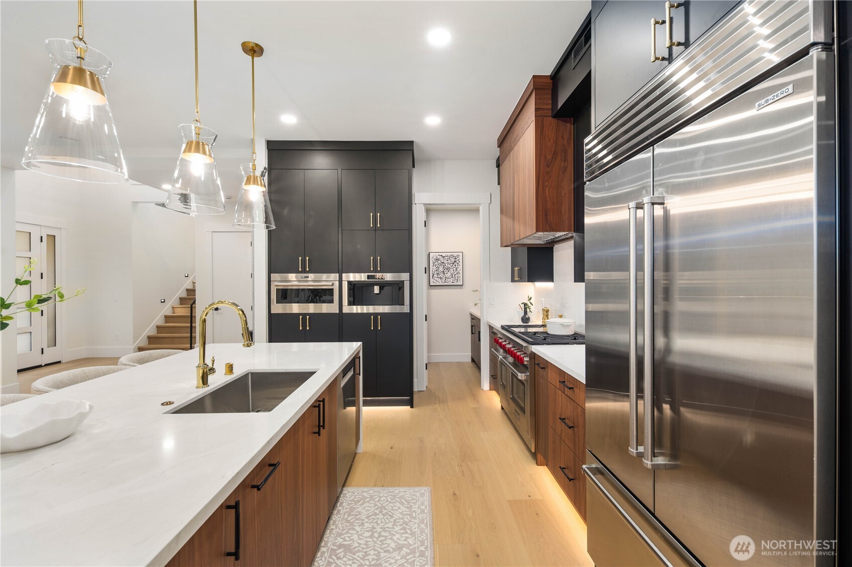 10416 130th Avenue NE, Kirkland, WA 98033