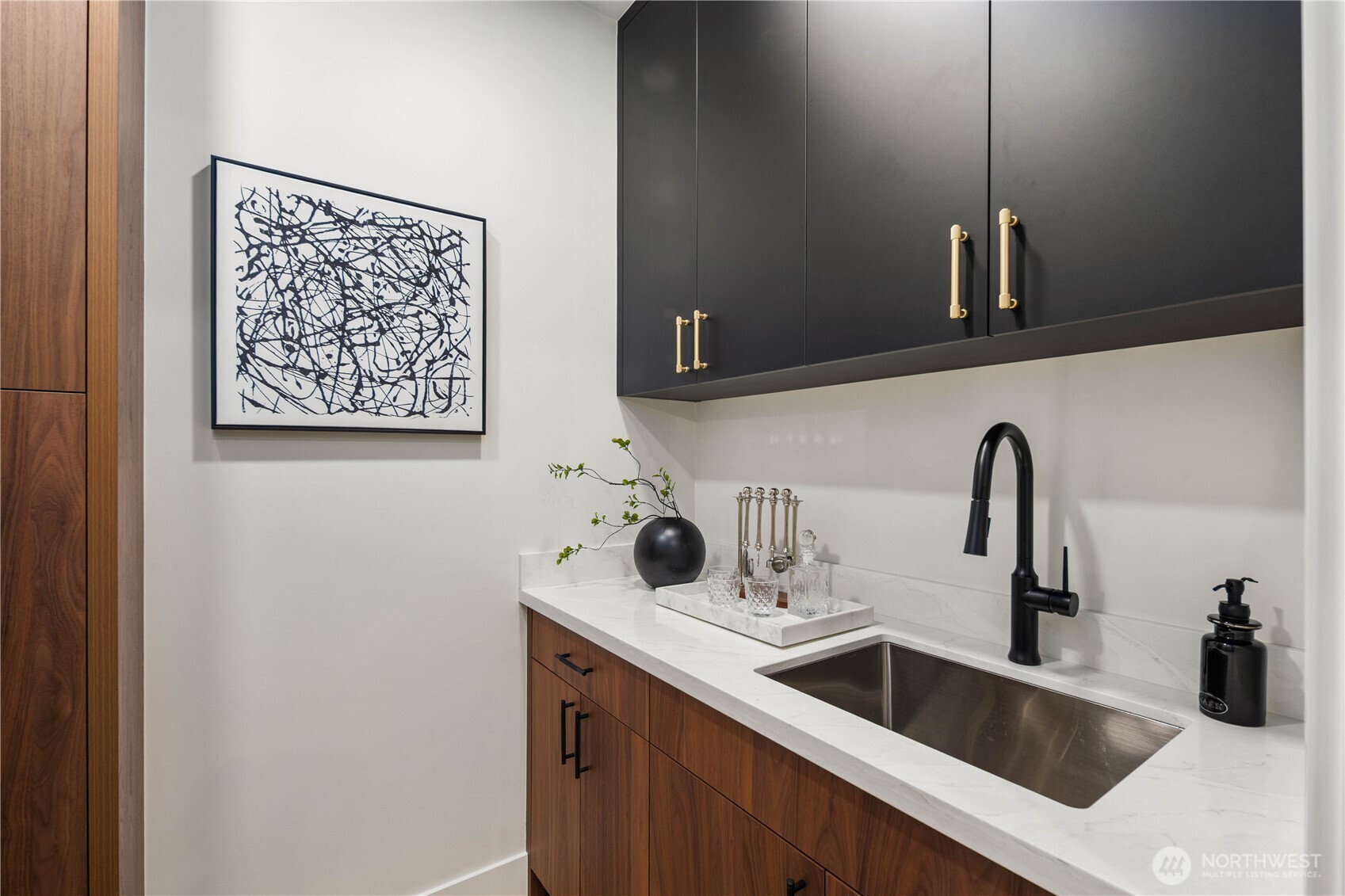 10416 130th Avenue NE, Kirkland, WA 98033