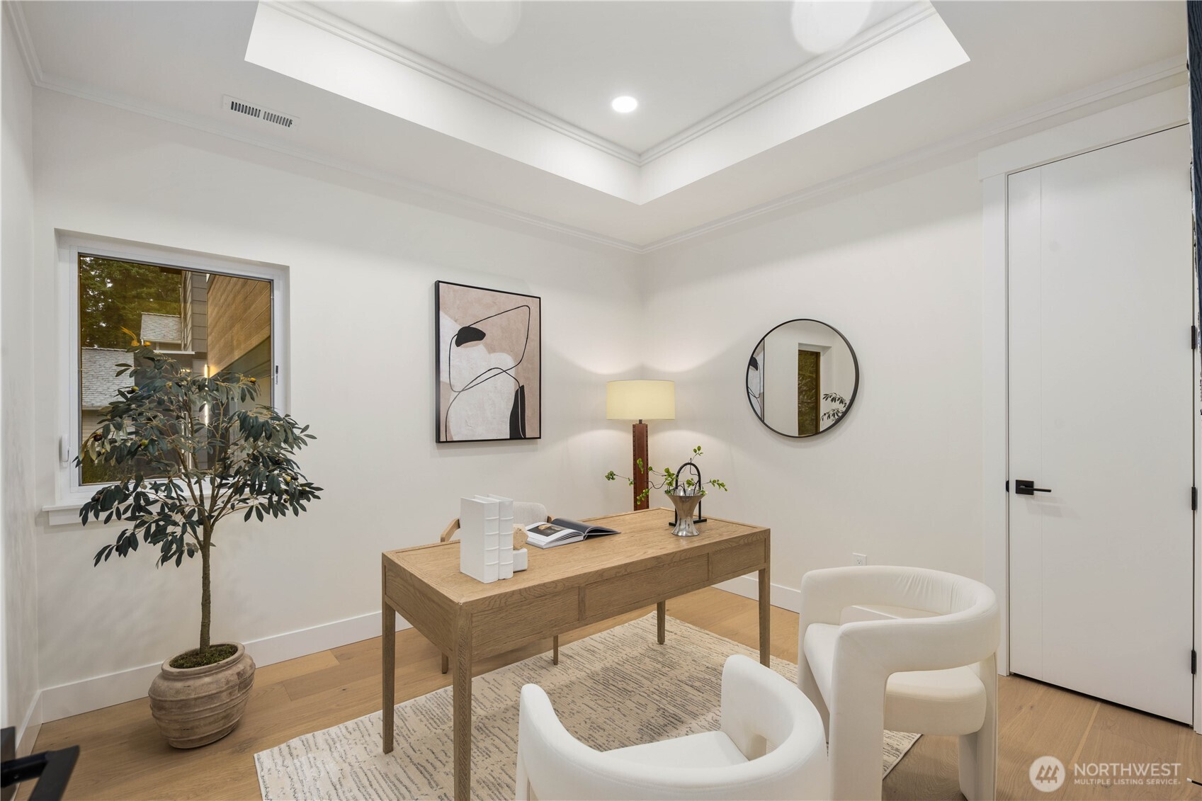 10416 130th Avenue NE, Kirkland, WA 98033