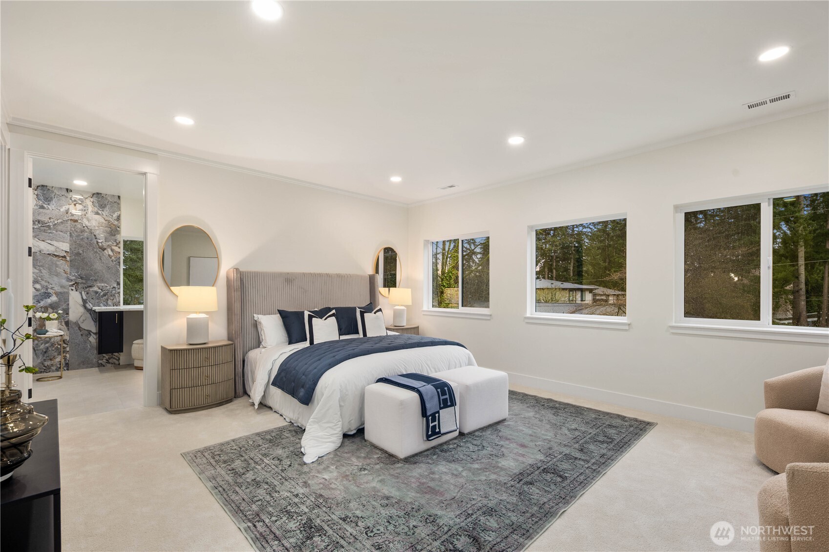 10416 130th Avenue NE, Kirkland, WA 98033