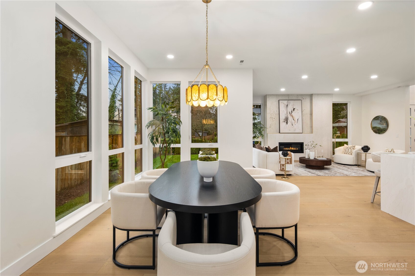 10416 130th Avenue NE, Kirkland, WA 98033