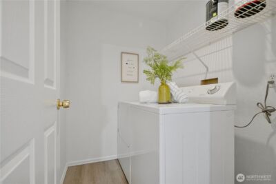 12740 NE 10th Place #E303, Bellevue, WA 98005 - Photo 18