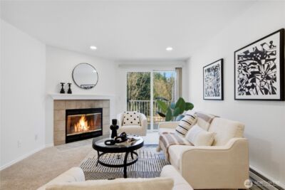 12740 NE 10th Place #E303, Bellevue, WA 98005 - Photo 2