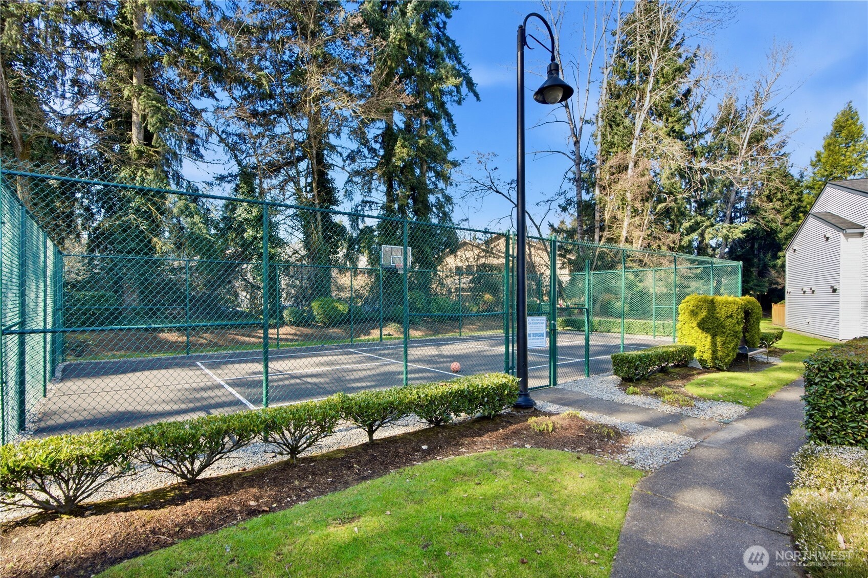 12740 NE 10th Place #E303, Bellevue, WA 98005