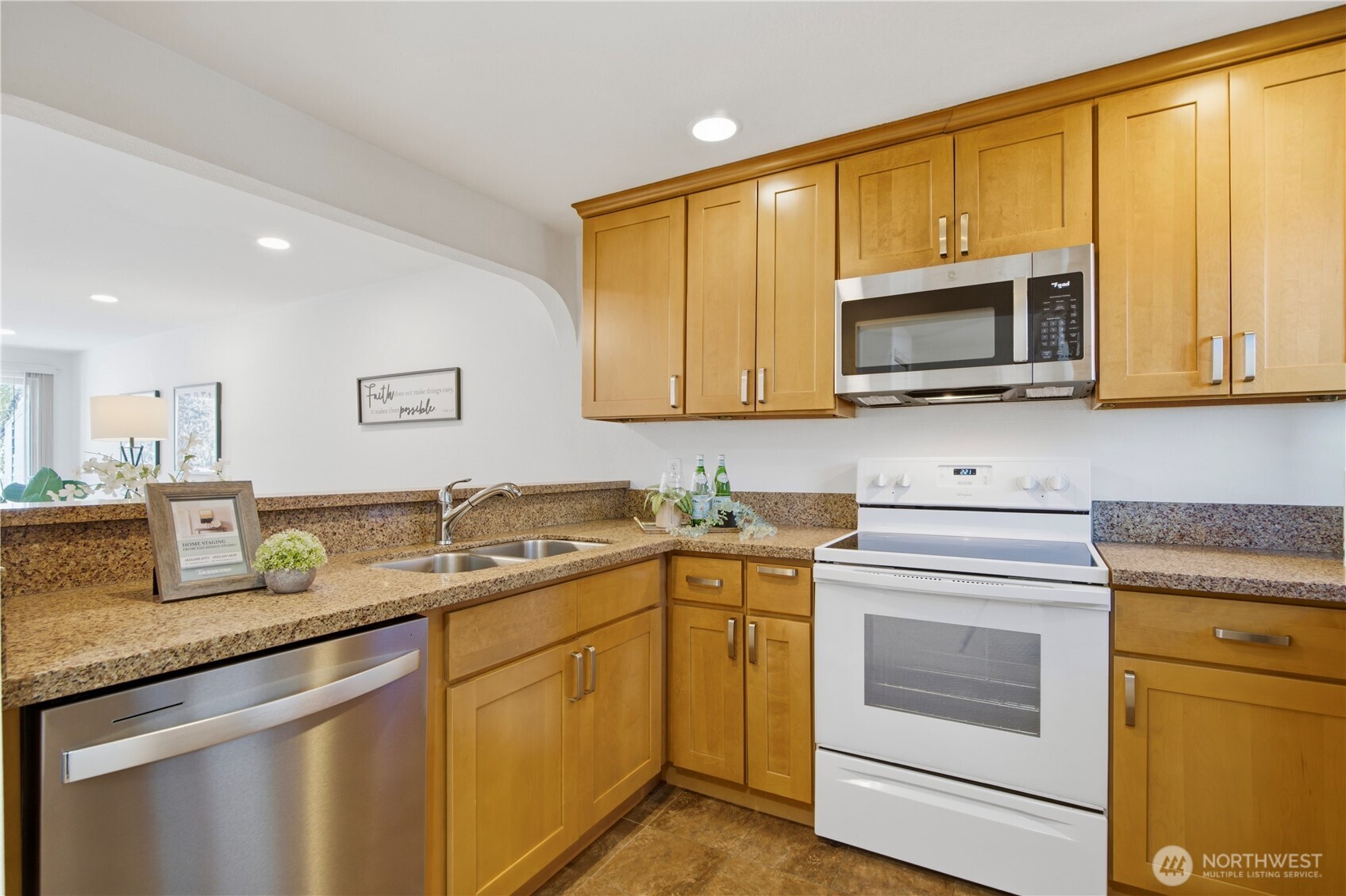 12740 NE 10th Place #E303, Bellevue, WA 98005