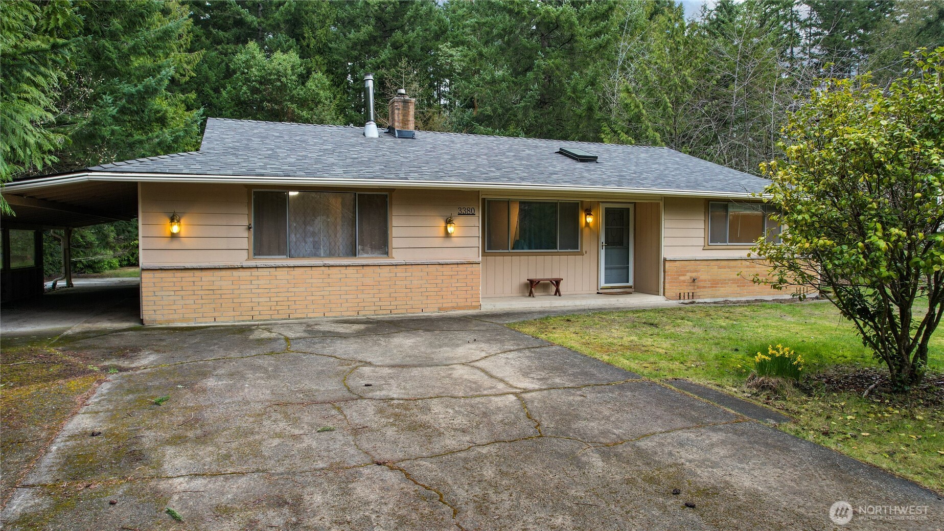 3380 NW Shadow Glen Boulevard , Silverdale, WA 98383