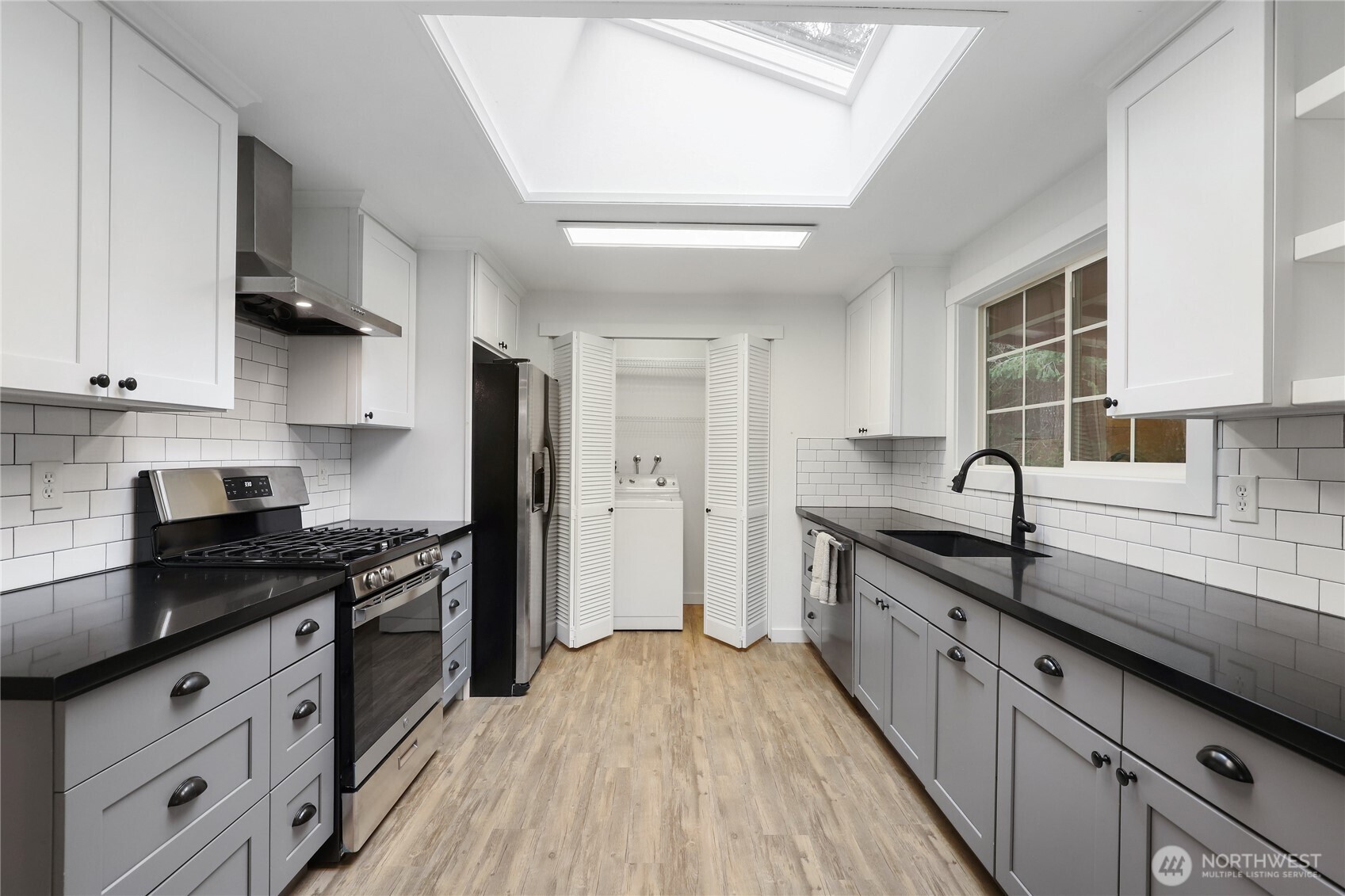 3380 NW Shadow Glen Boulevard , Silverdale, WA 98383