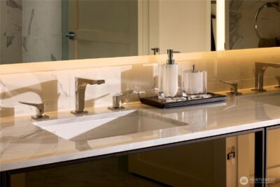 838 Avenue Square NE #1705, Bellevue, WA 98004 - Photo 7