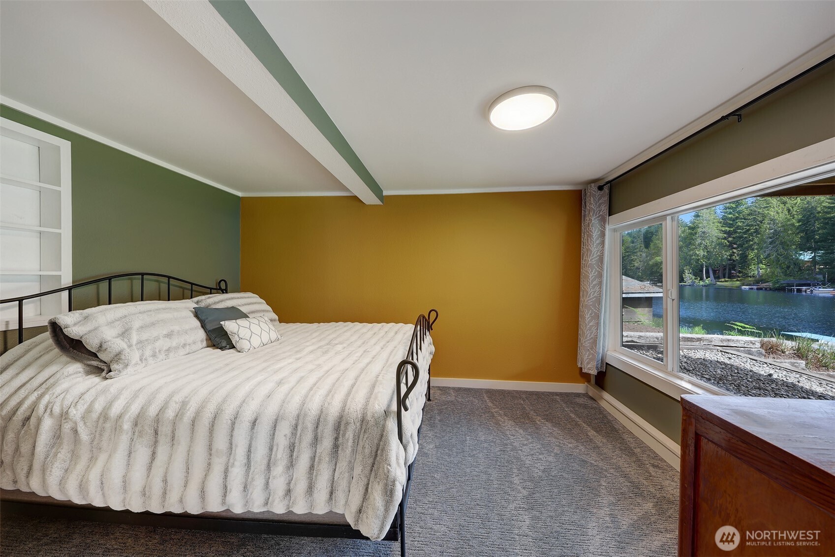 292 NE Lake Drive , Tahuya, WA 98588