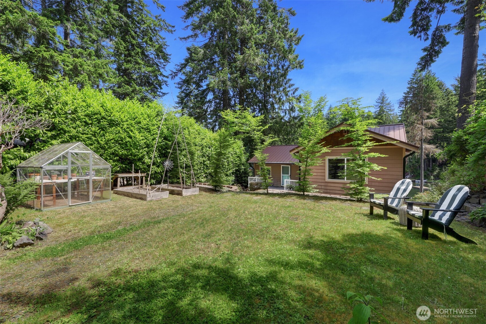 292 NE Lake Drive , Tahuya, WA 98588