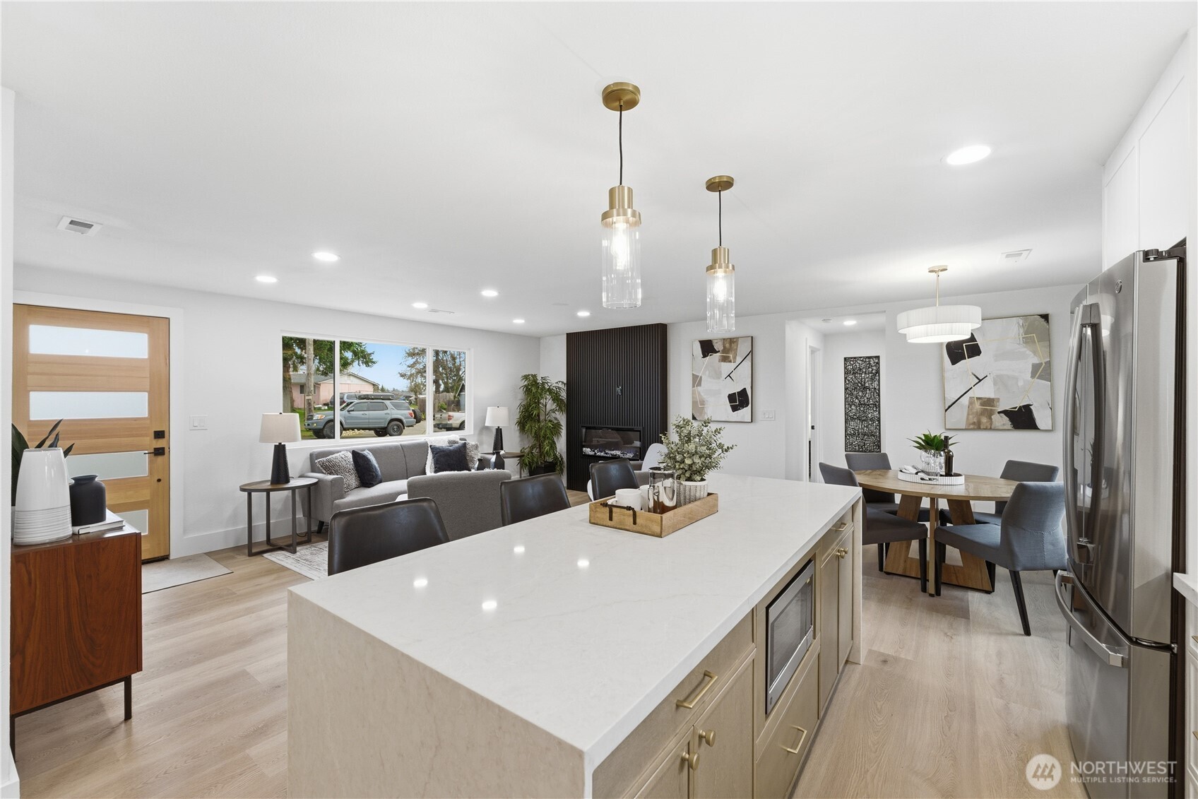 33027 22nd Avenue SW, Federal Way, WA 98023