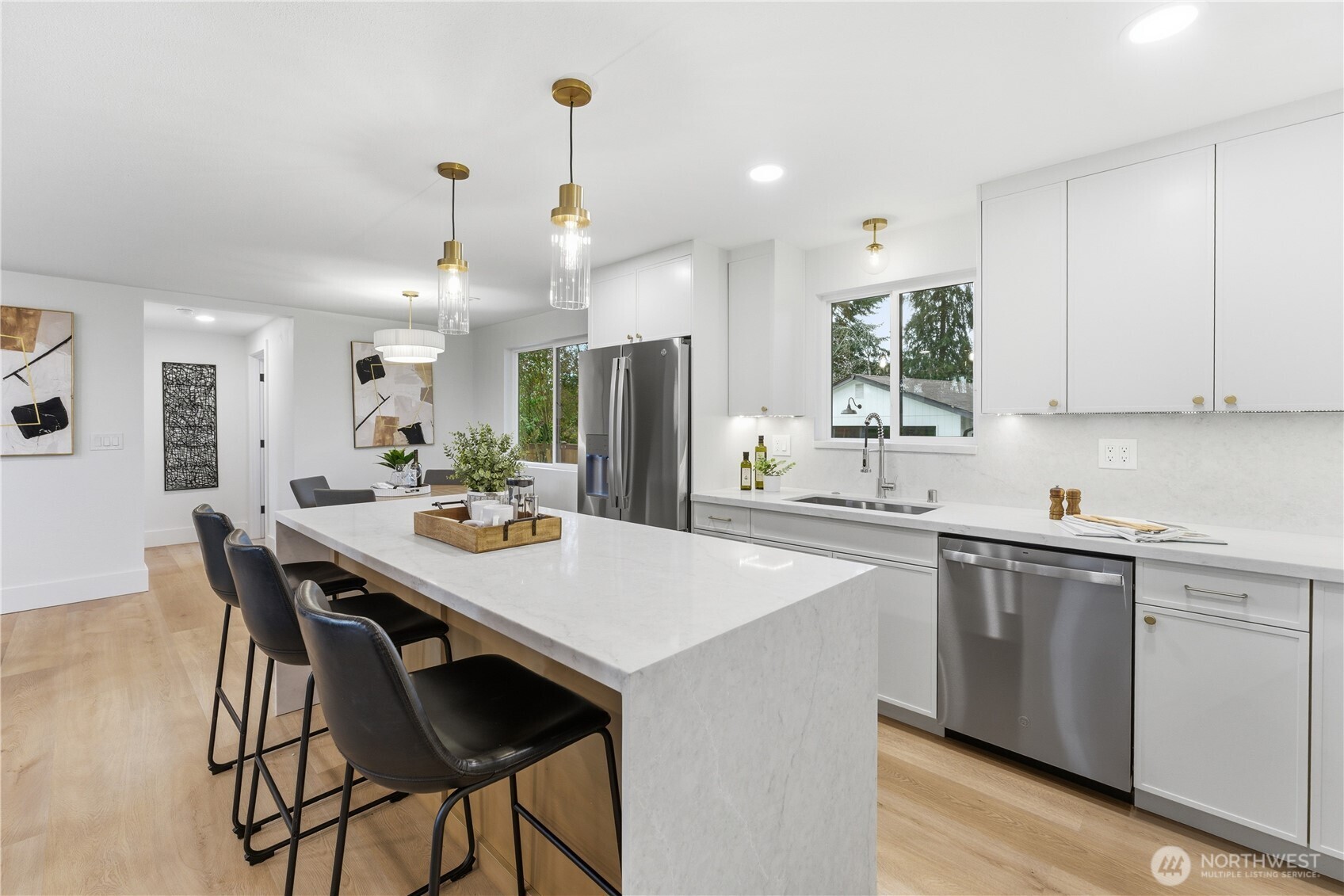 33027 22nd Avenue SW, Federal Way, WA 98023