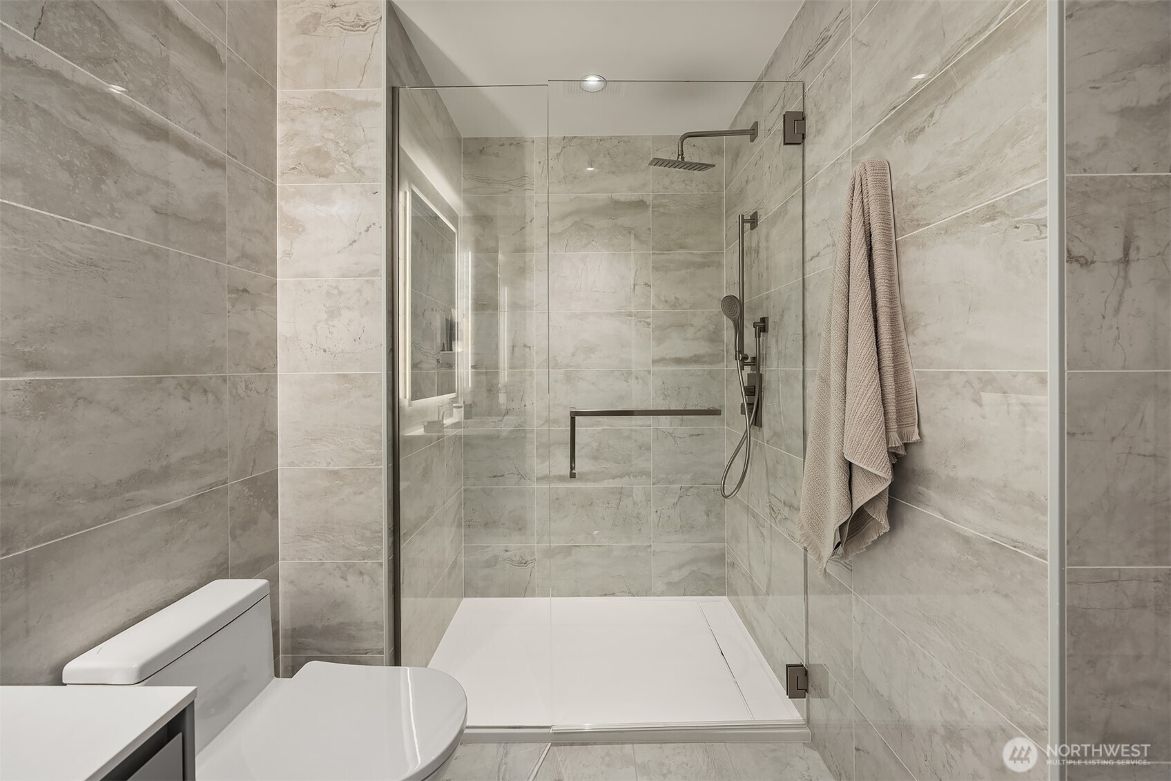 889 Avenue Square NE #1702, Bellevue, WA 98004