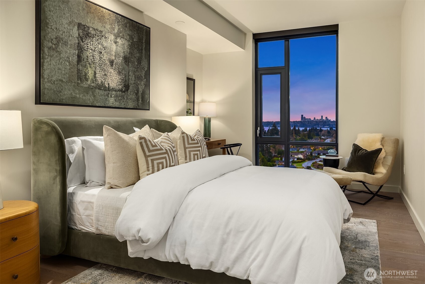 889 Avenue Square NE #1702, Bellevue, WA 98004