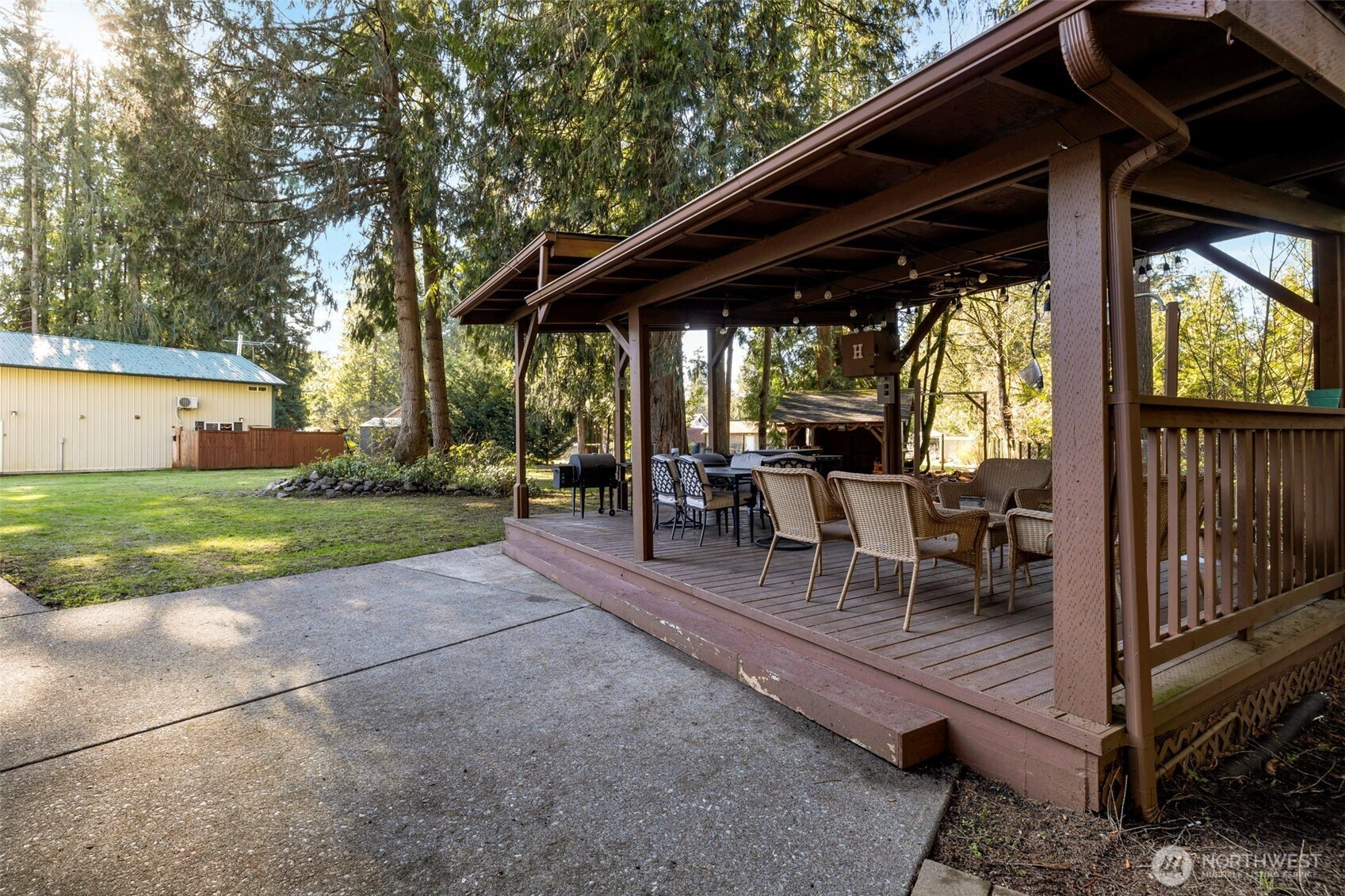 37905 250th Avenue SE, Enumclaw, WA 98022