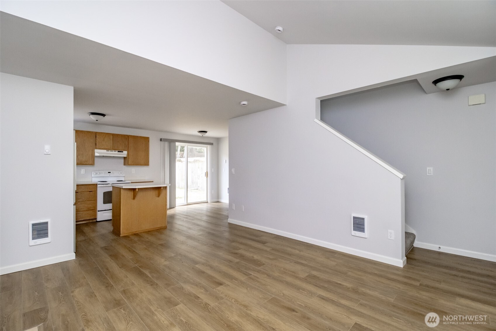 5823 186th Avenue Ct E #A, Lake Tapps, WA 98391