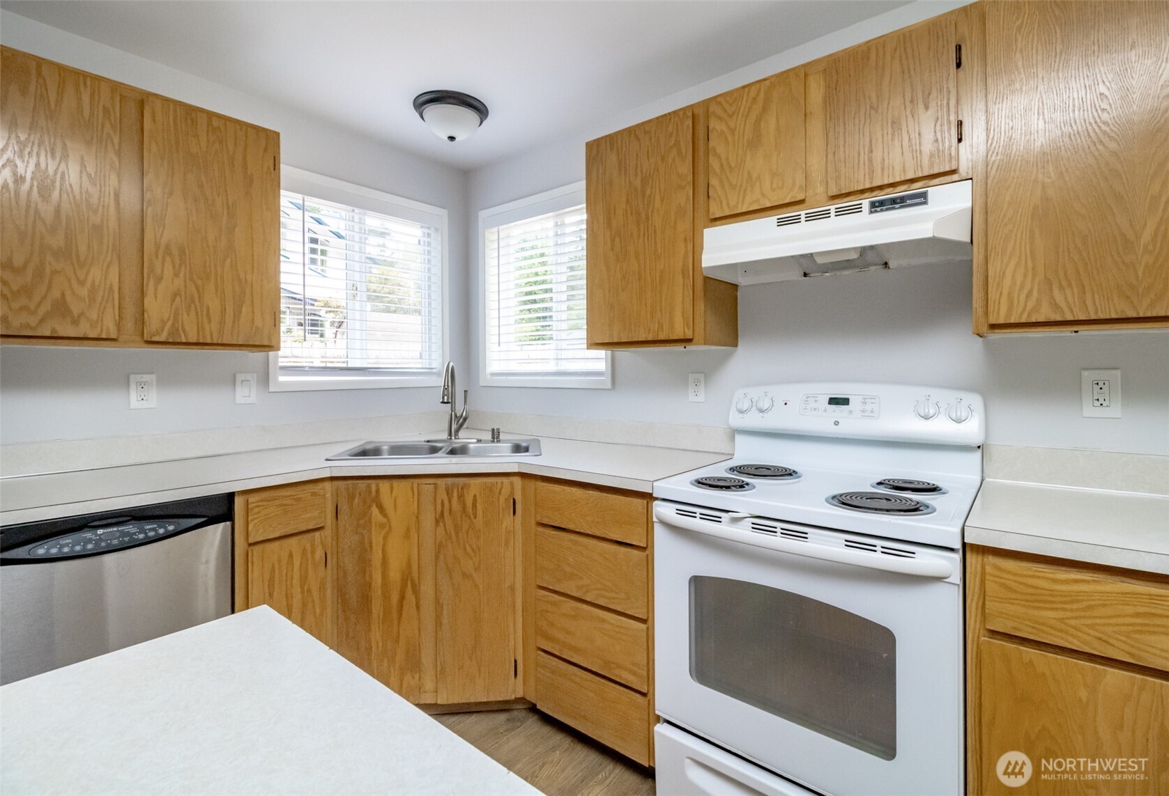 5823 186th Avenue Ct E #A, Lake Tapps, WA 98391