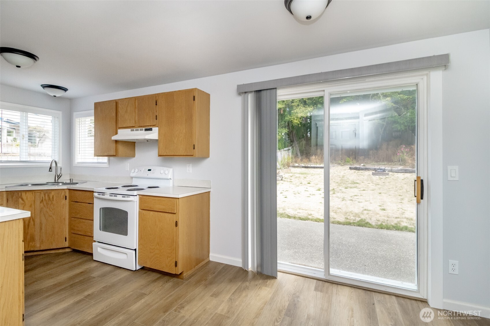 5823 186th Avenue Ct E #A, Lake Tapps, WA 98391