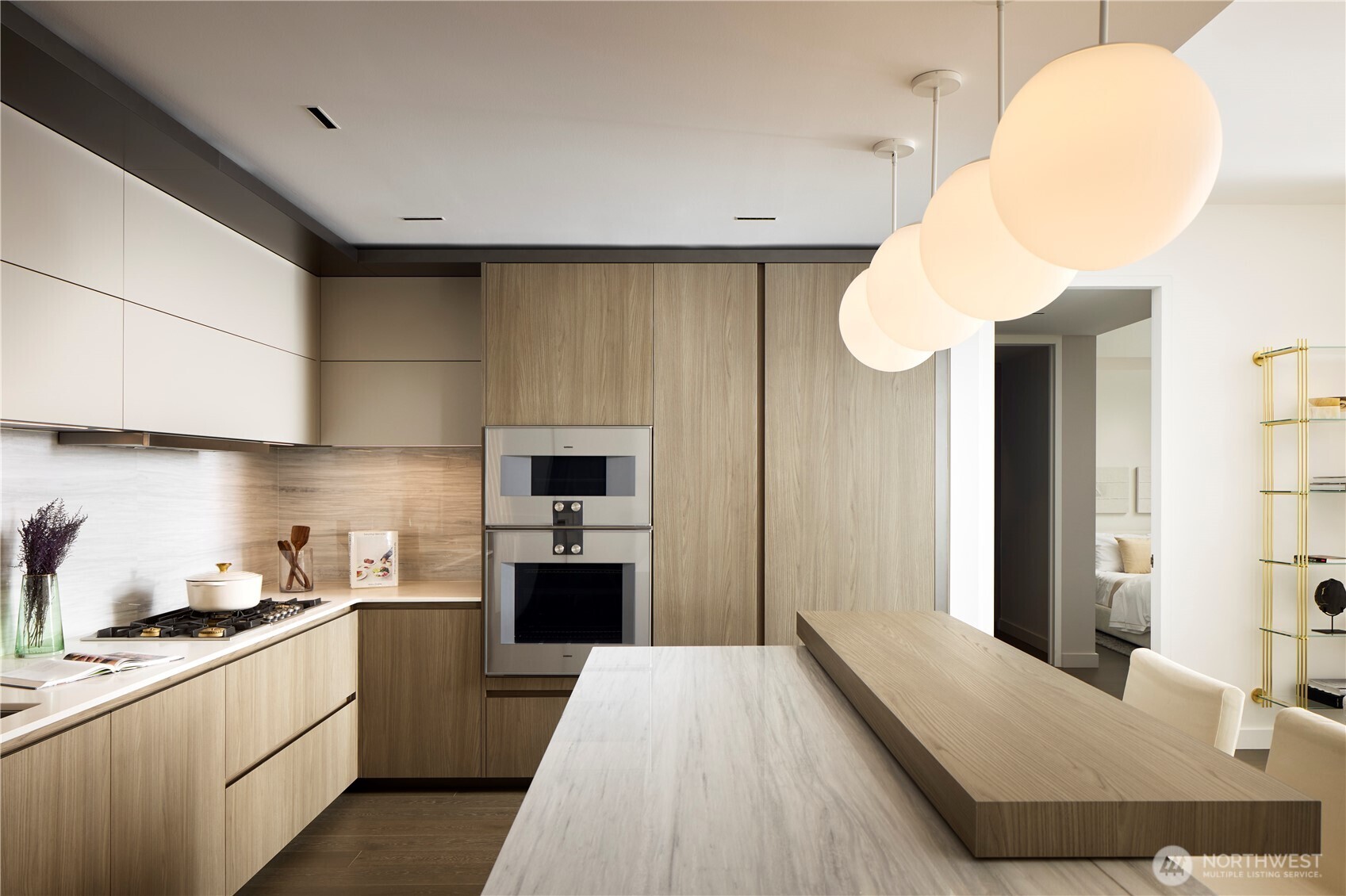 838 Avenue Square NE #1202, Bellevue, WA 98004