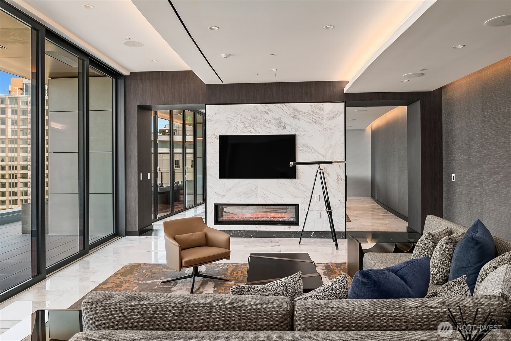 838 Avenue Square NE #1202, Bellevue, WA 98004