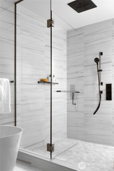 838 Avenue Square NE #1202, Bellevue, WA 98004 - Photo 7