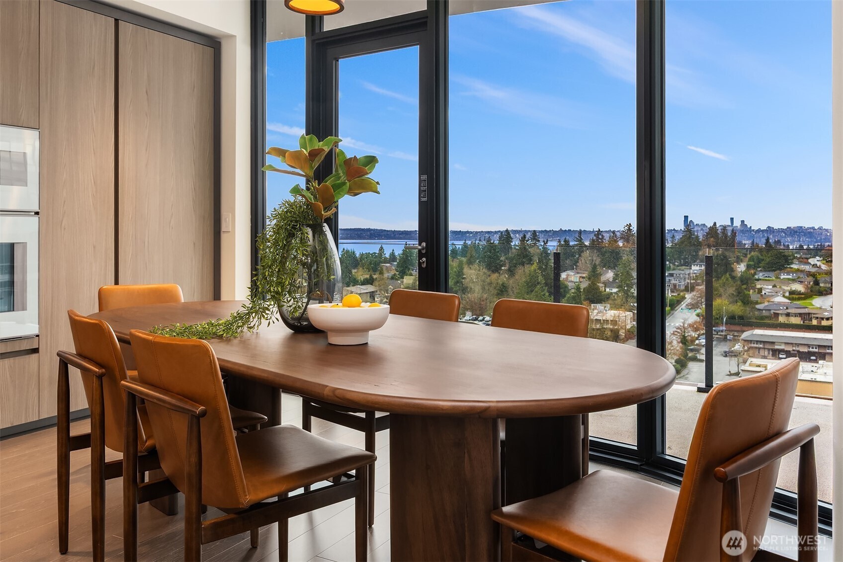 838 Avenue Square NE #1403, Bellevue, WA 98004