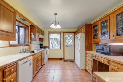 2536 N Lafayette Avenue , Bremerton, WA 98312 - Photo 9