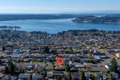 1233 S Geiger St , Tacoma, WA 98465-1522 - Photo 4