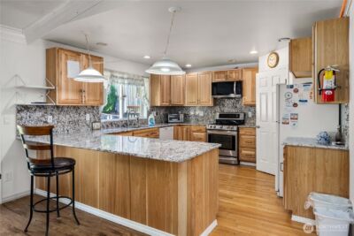 1233 S Geiger St , Tacoma, WA 98465-1522 - Photo 9