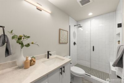 1104 C 34th Avenue , Seattle, WA 98122 - Photo 16