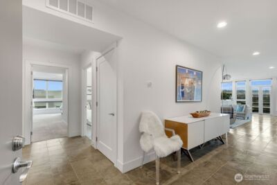 1760 N Northlake Way #521, Seattle, WA 98103 - Photo 7