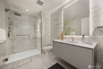 889 Avenue Square NE #311, Bellevue, WA 98004 - Photo 11