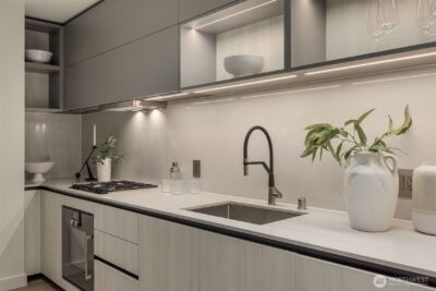 889 Avenue Square NE #311, Bellevue, WA 98004 - Photo 7