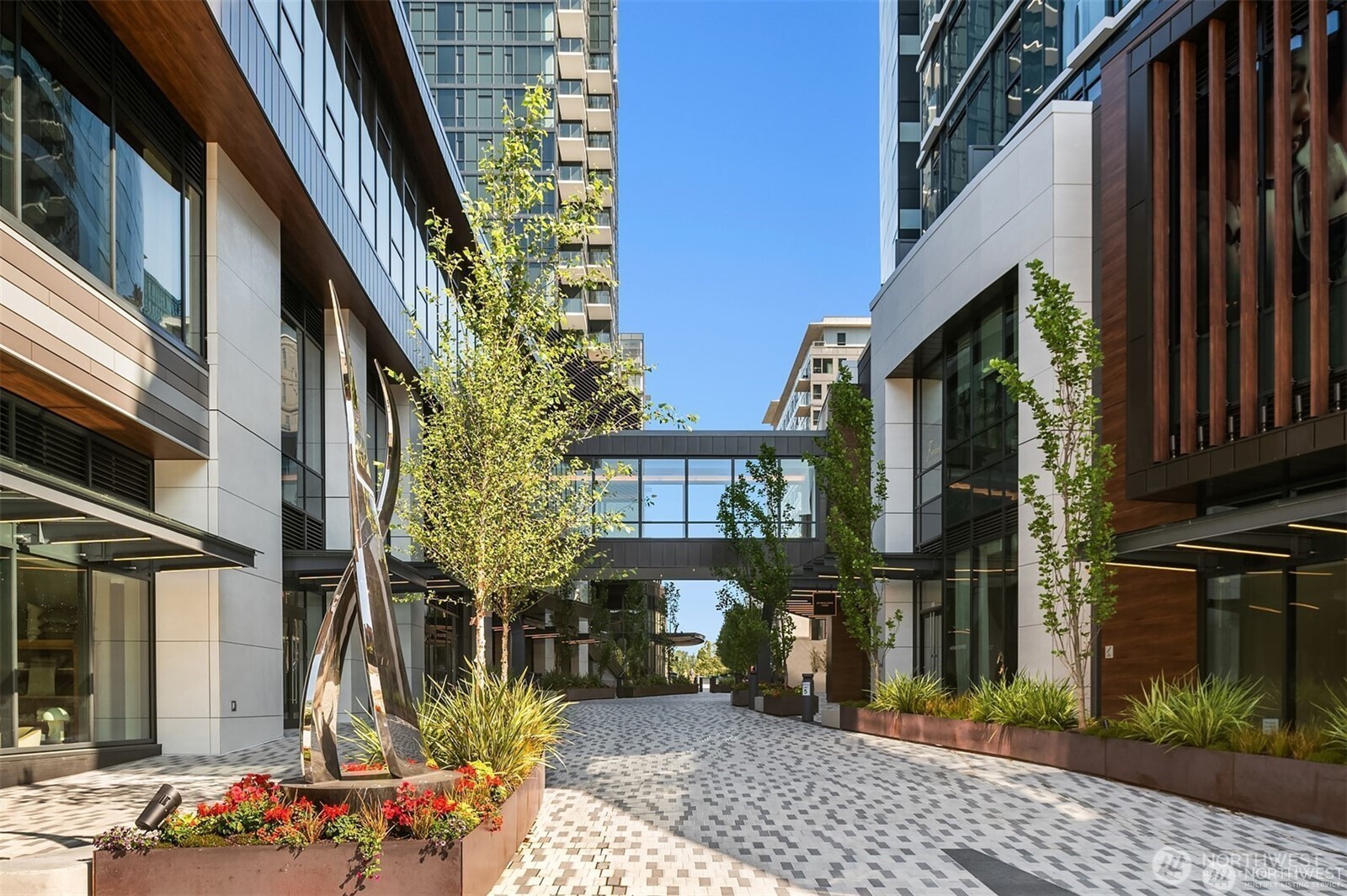 889 Avenue Square NE #703, Bellevue, WA 98004