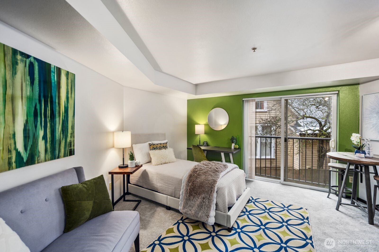 4020 Aurora Avenue N #204, Seattle, WA 98103-7880